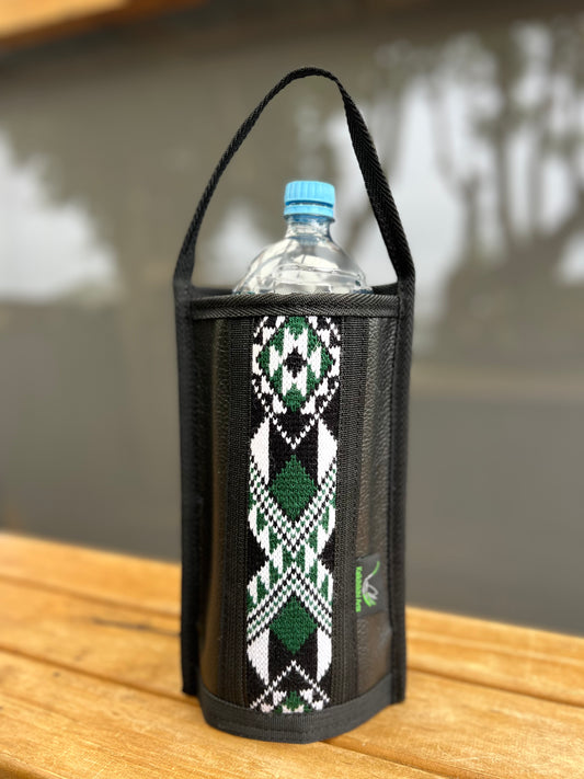 Tapestry Pātara Wai (Jade)